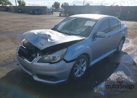 2013 Subaru Legacy 2.5I Premium из США, поврежденный, VIN 4S3BMBC61D3035787
